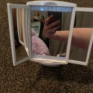 Light up mirror